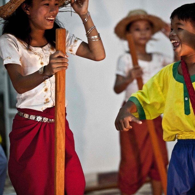 Free Arts Training for 150 Children in Cambodia